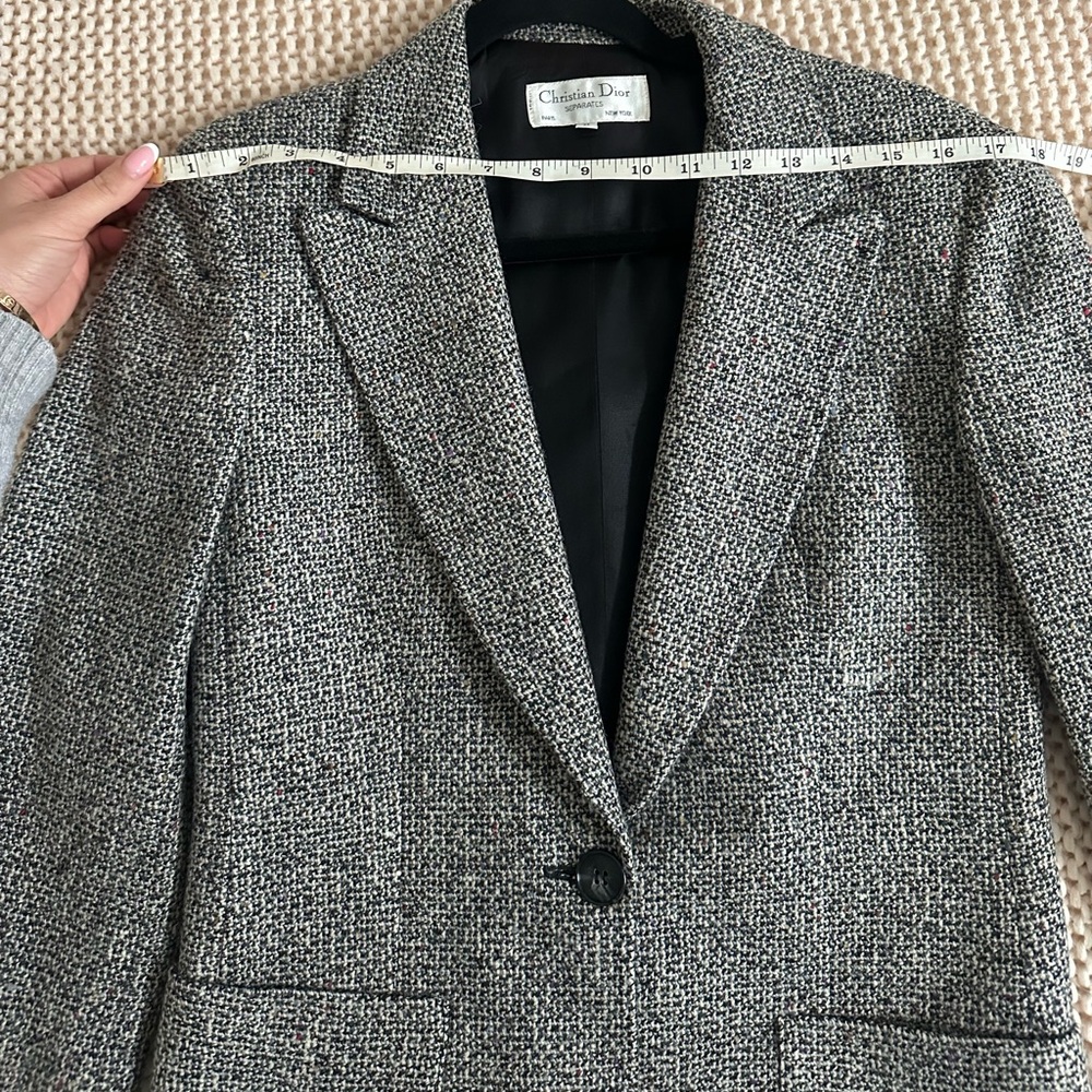 Dior Black and White Tweed Blazer - Picture 10 of 11